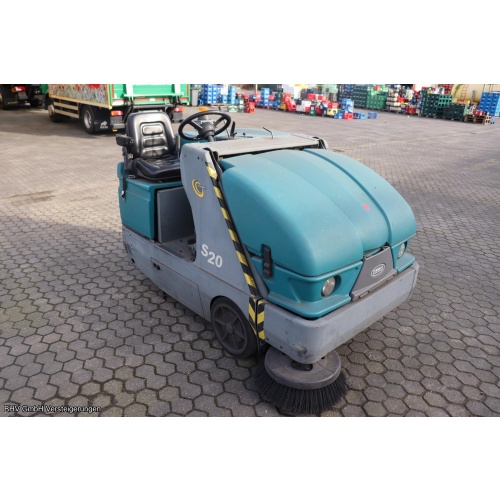 Aufsitzkehrmaschine (Diesel) Tennant S 20