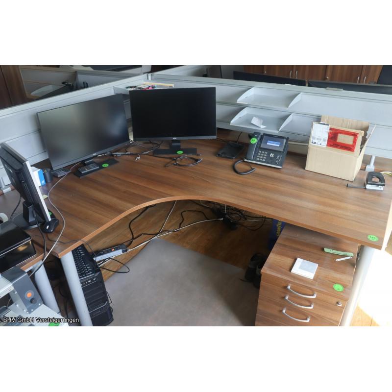 Schreibtischwinkelkombination (höhenverstellbar) ASSMANN Büromöbel