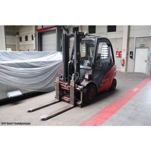 Gabelstapler (Gas) Linde H 30T-02