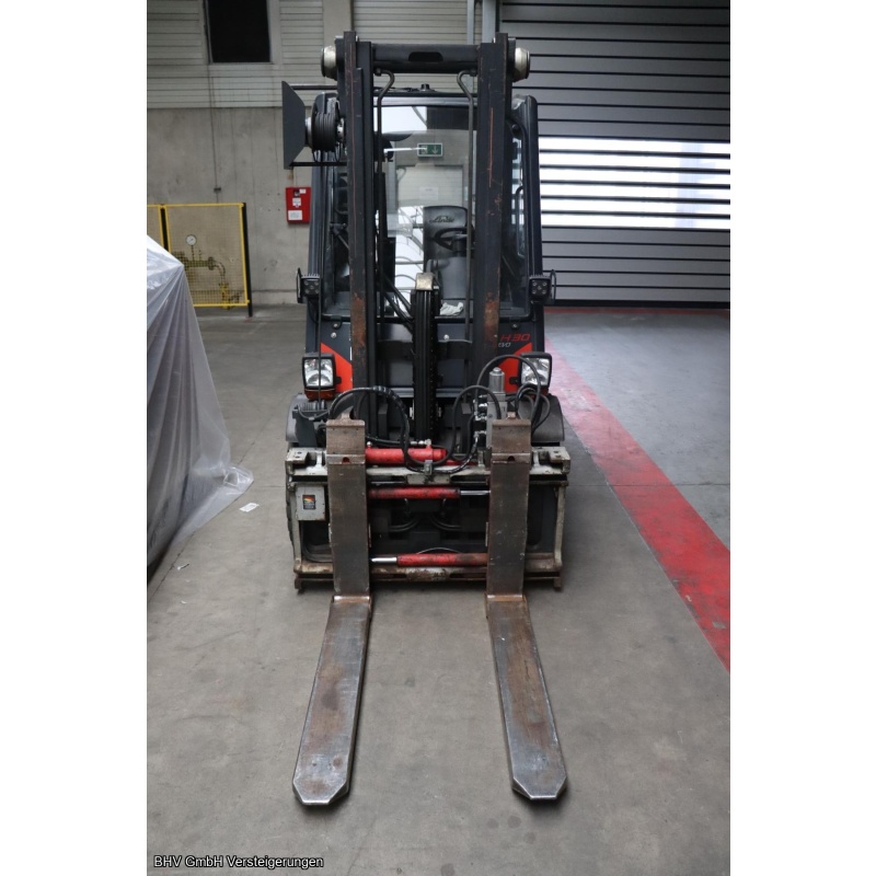 Gabelstapler (Gas) Linde H 30T-02