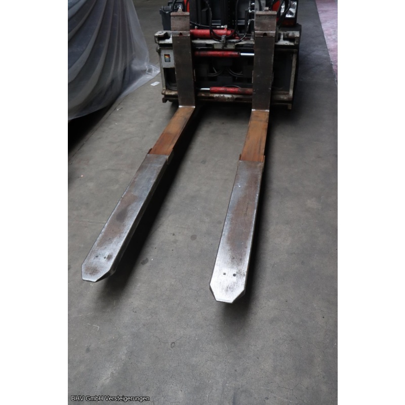 Gabelstapler (Gas) Linde H 30T-02