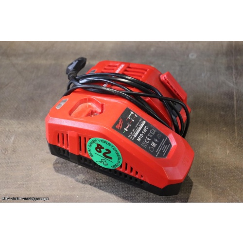 Akku-Ladegerät Milwaukee M12-18FC