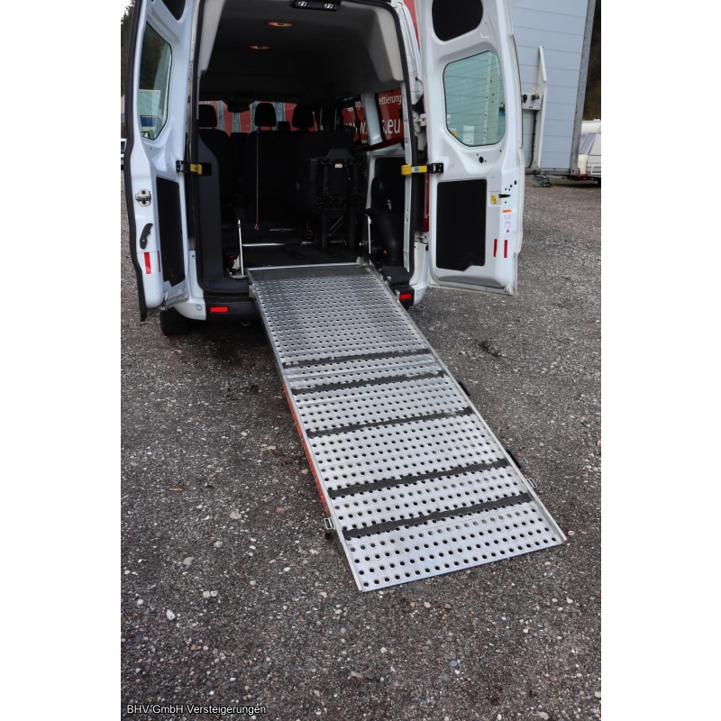 Ford Transit Custom Kombi 320 L1 Trend (Rollstuhlumbau)