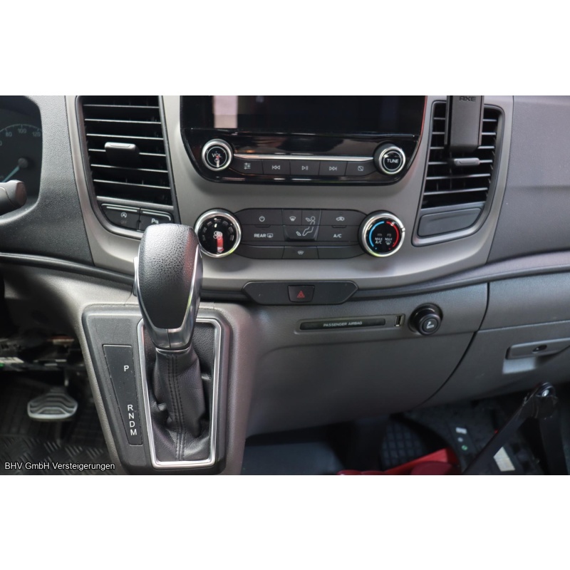 Ford Transit Custom Kombi 320 L1 Trend (Rollstuhlumbau)