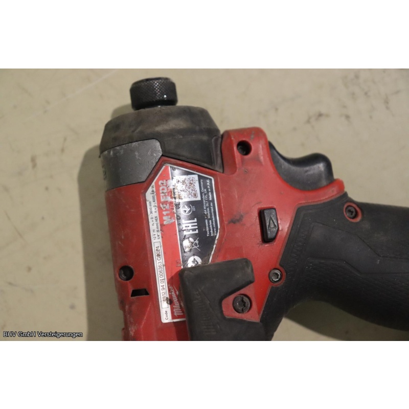 Akku-Schlagschrauber Milwaukee M12 FID 2