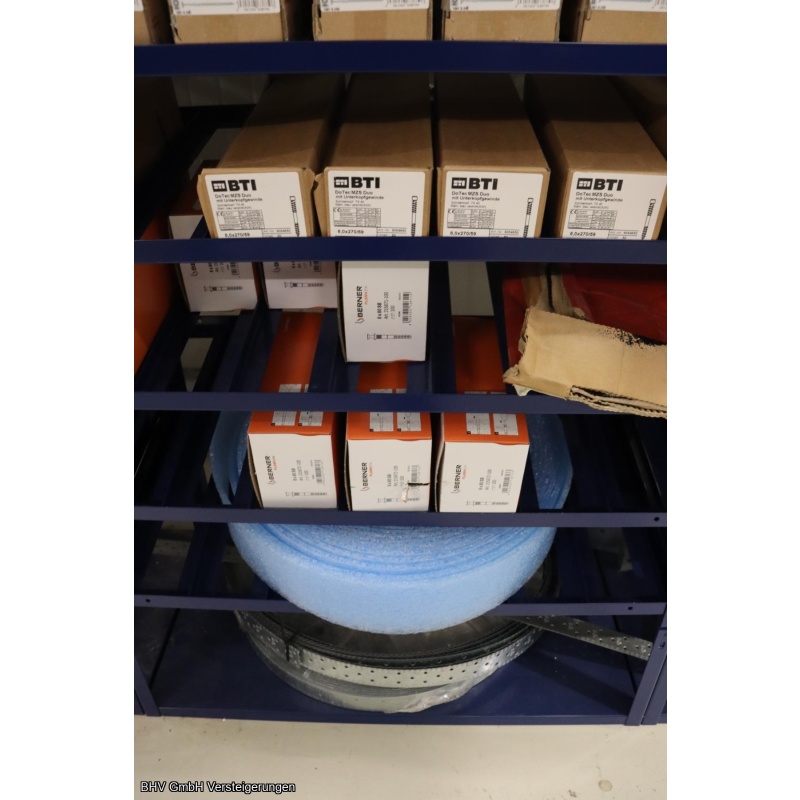 Posten Schrauben und Verbrauchsmaterialien