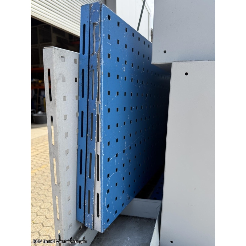 Werkbank mit Lochrückwand