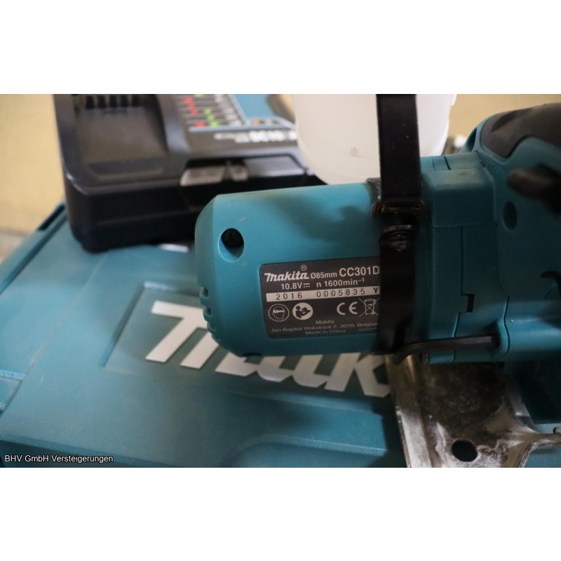 Akku Fliesen- und Glasschneider Makita CC301DSMJ