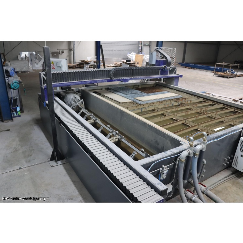 Wasserstrahl-Schneidanlage Härtel Waterjet Ultimate 3U + U-Achse (2530)