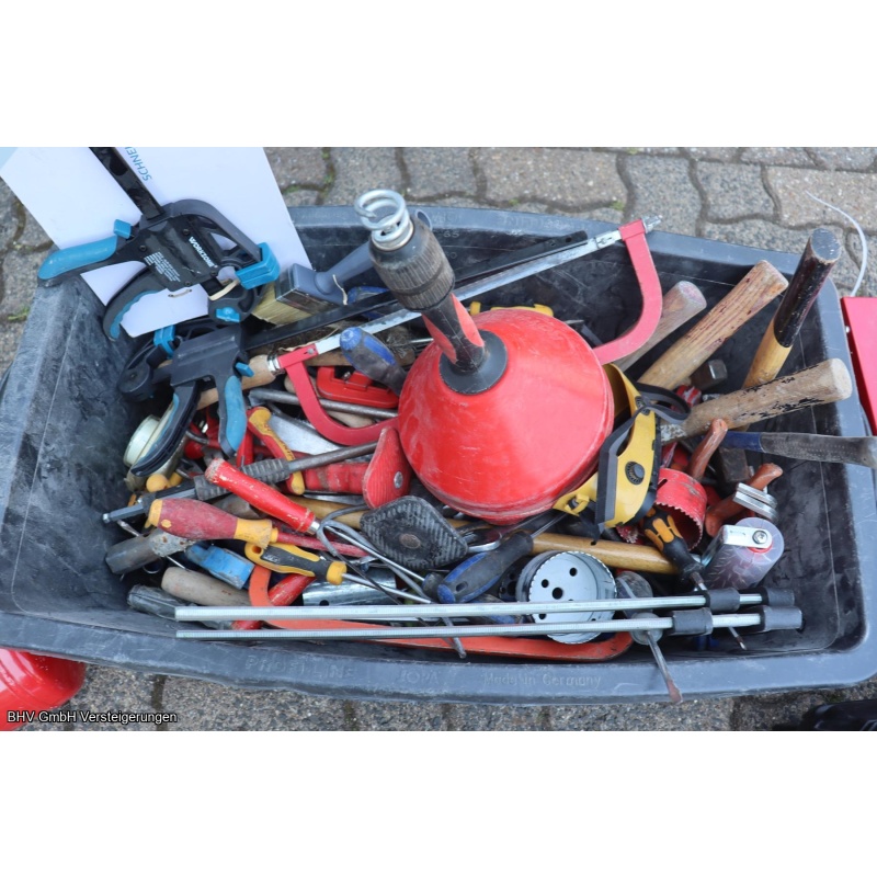 Posten Elektrohandwerkzeuge und Zubehör