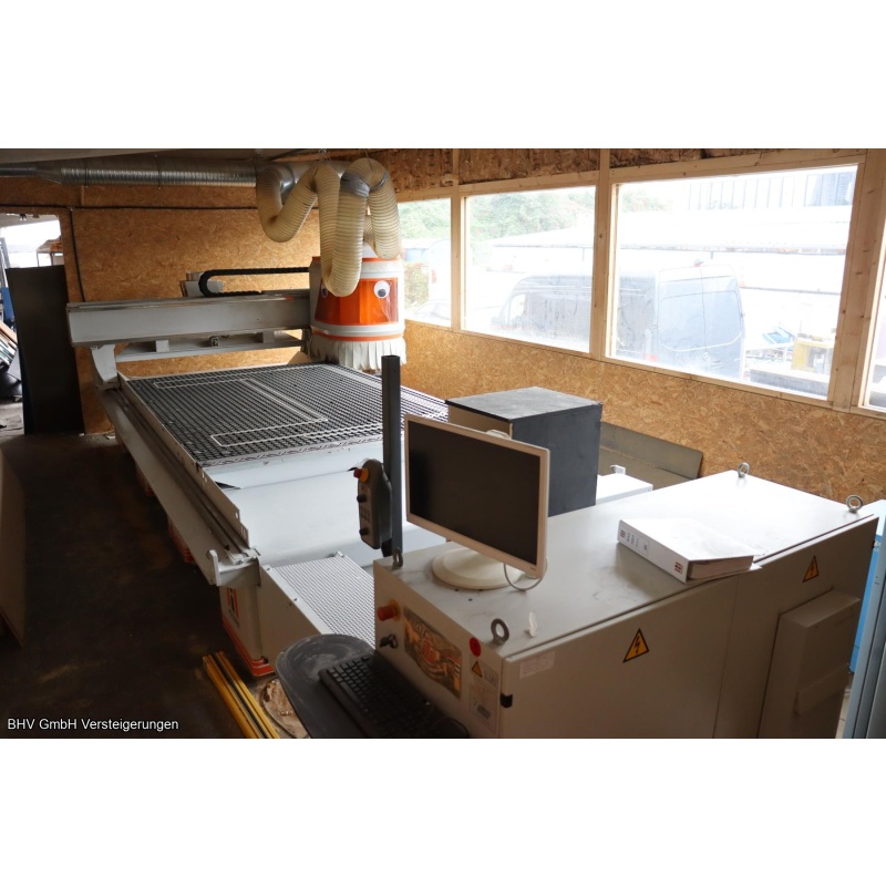 CNC-Bearbeitungszentrum Holz-Her Dynestic 7521