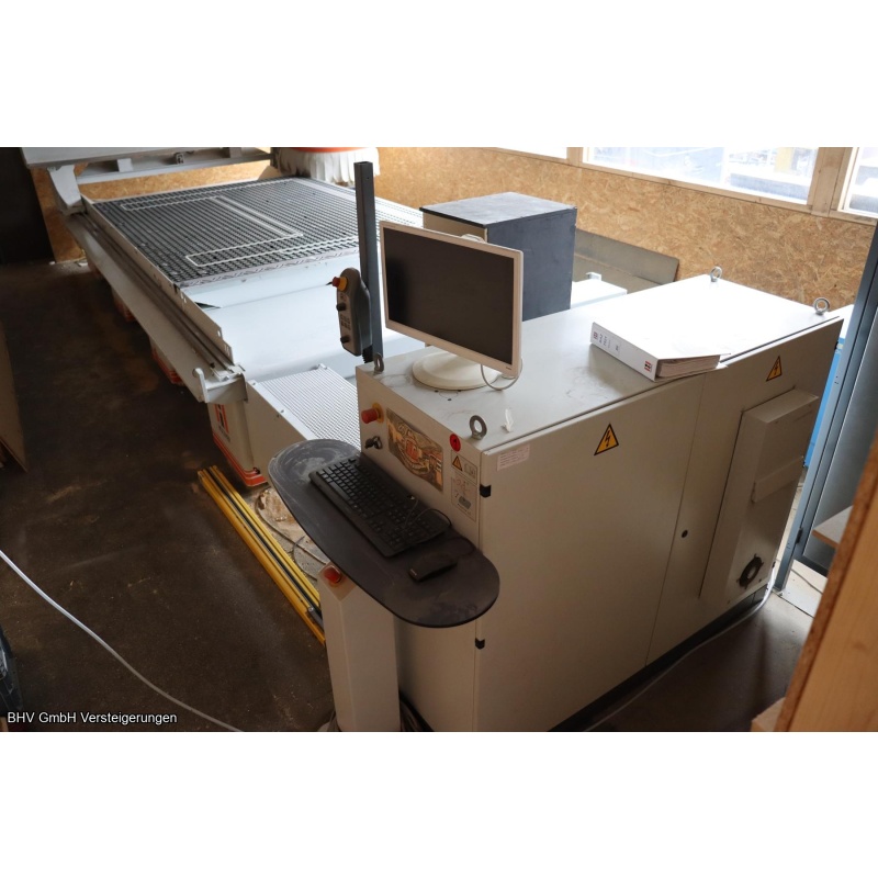 CNC-Bearbeitungszentrum Holz-Her Dynestic 7521