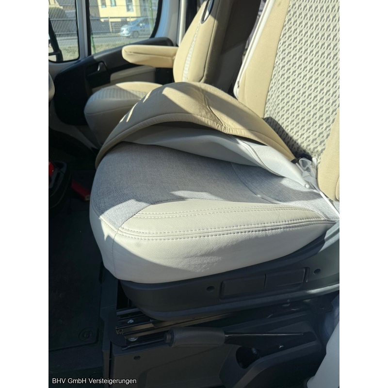 Wohnmobil Carado T 337