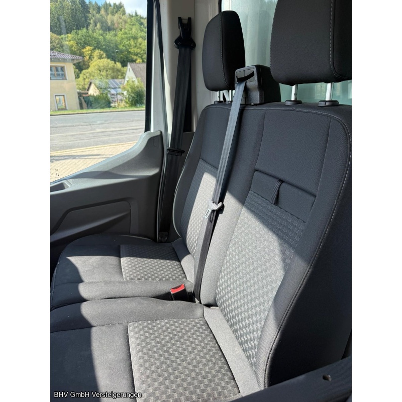 Ford Transit Kofferaufbau mit Hebebühne 2.0 TDCi L4 Trend